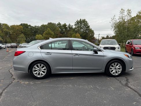 Used 2016 Subaru Legacy 2.5i Premium image 12