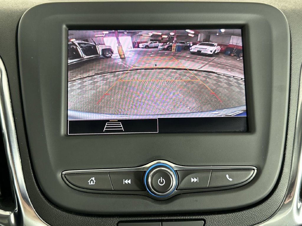 Certified 2024 Chevrolet Equinox LT FWD image 17