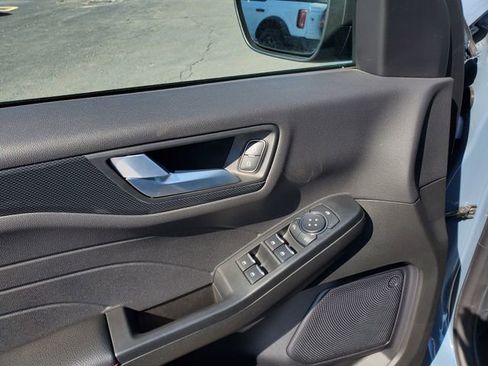 Used 2024 Ford Escape ST-Line w/ Tech Pack #1 image 9