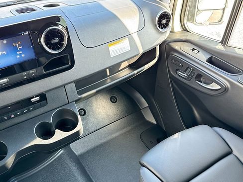 New 2026 Mercedes-Benz Sprinter 2500 image 20