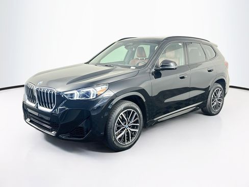Used 2026 BMW X1 xDrive28i w/ Technology Package AWD/4WD image 3