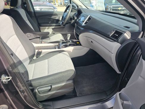 Used 2017 Honda Ridgeline RTS image 27