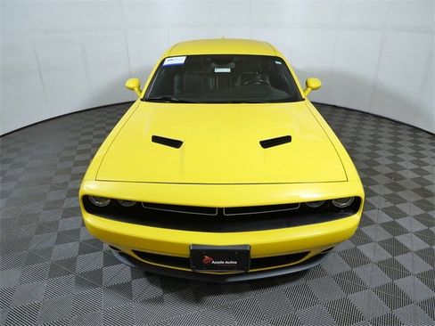 Used 2017 Dodge Challenger SXT Plus image 3