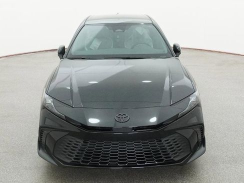 New 2026 Toyota Camry SE FWD image 2