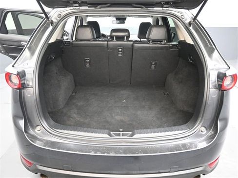 Used 2020 MAZDA CX-5 Touring image 18