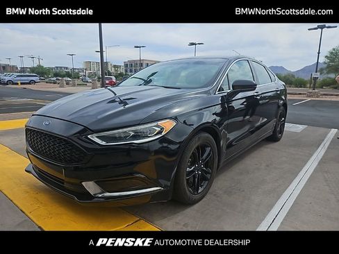 Used 2018 Ford Fusion SE w/ Fusion SE Technology Package image 1