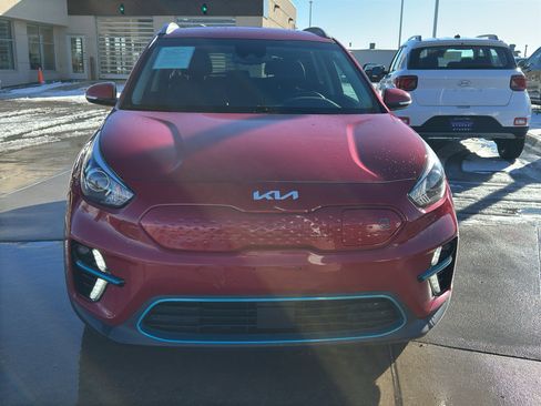 Used 2022 Kia Niro EX w/ Cold Weather Package image 8