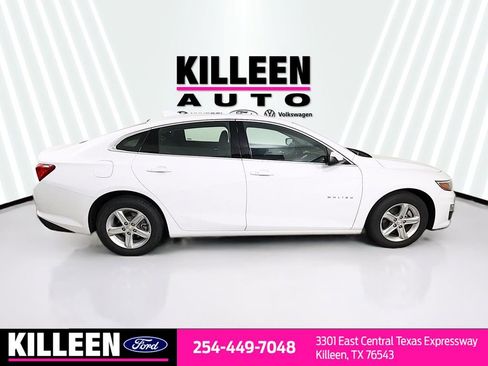 Used 2023 Chevrolet Malibu LT image 9