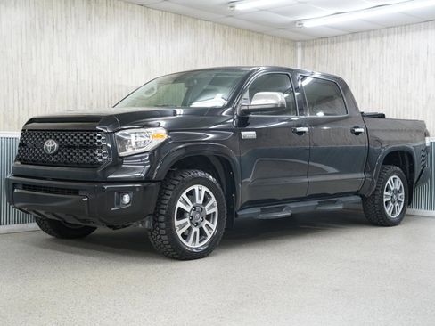 Used 2020 Toyota Tundra Platinum image 4