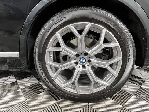 Certified 2024 BMW X7 xDrive40i w/ Premium Package image 15