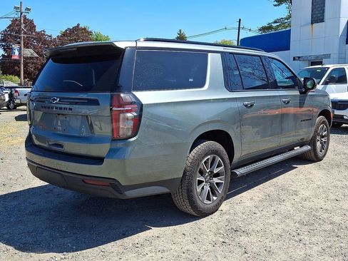 Used 2023 Chevrolet Suburban Z71 AWD/4WD image 8