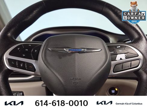 Used 2021 Chrysler Voyager LX FWD image 21