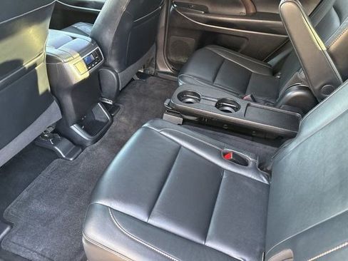 Used 2018 Toyota Highlander XLE image 31