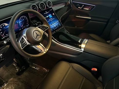 Certified 2025 Mercedes-Benz GLC 300 4MATIC image 10