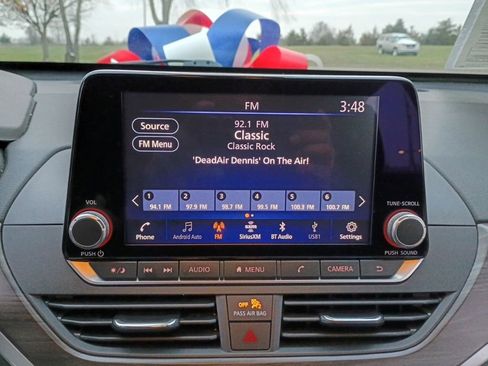 Used 2024 Nissan Altima 2.5 SV image 28