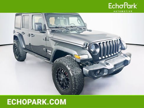 Used 2018 Jeep Wrangler Unlimited Sport S AWD/4WD image 1