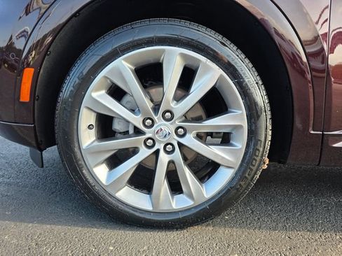 Used 2023 Buick Envision Avenir AWD/4WD image 7