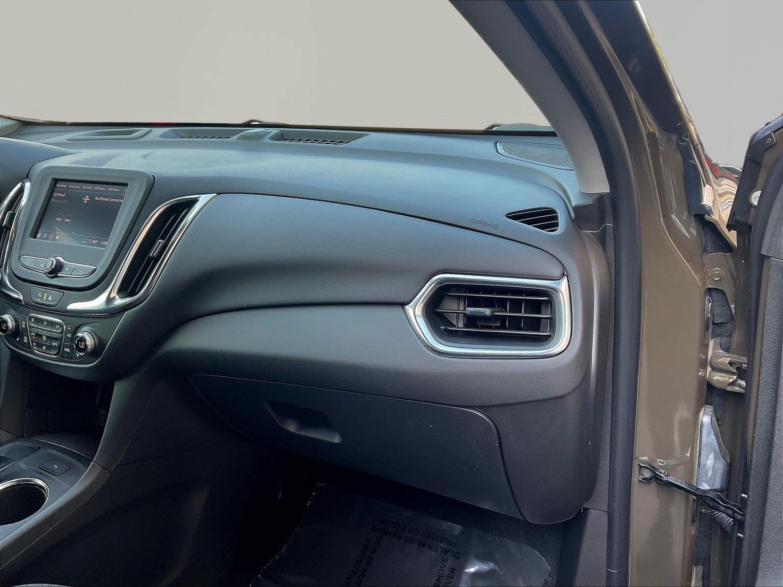 Used 2024 Chevrolet Equinox LT FWD image 26
