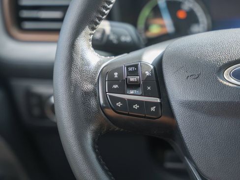 Used 2022 Ford Maverick Lariat w/ Lariat Luxury Package image 31