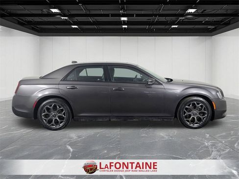 Certified 2018 Chrysler 300 S w/ Safetytec Plus Group image 6