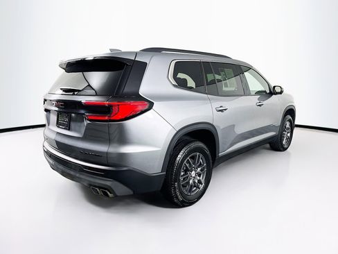 Used 2025 GMC Acadia Elevation image 9