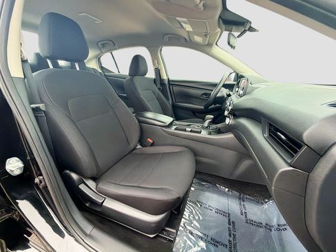 Used 2025 Nissan Sentra S FWD image 28