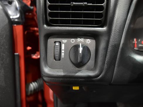 Used 2002 Chevrolet Camaro Z28 w/ SS Performance/Appearance Pkg RWD image 23
