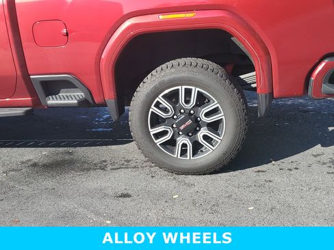 Used 2021 GMC Sierra 2500 AT4 image 9