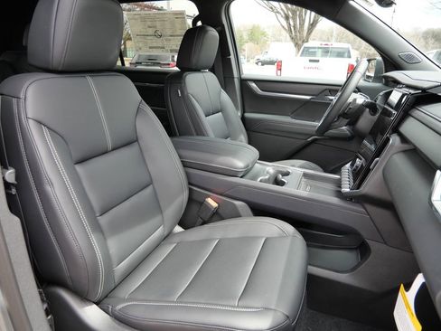 New 2026 GMC Acadia Elevation w/ Black Edition AWD/4WD image 23
