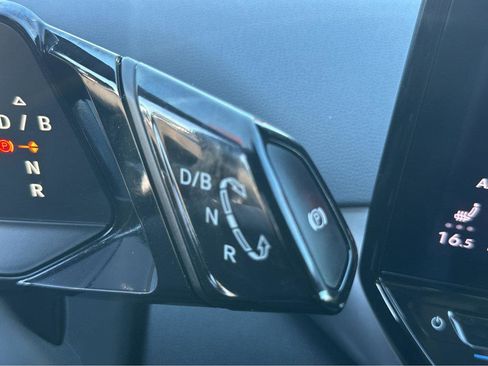 Used 2021 Volkswagen ID.4 Pro S w/ ID.4 Protection Package image 29