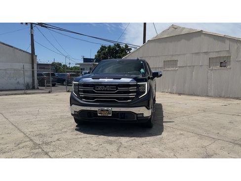 Certified 2023 GMC Sierra 1500 SLT w/ SLT Premium Plus Package AWD/4WD image 6