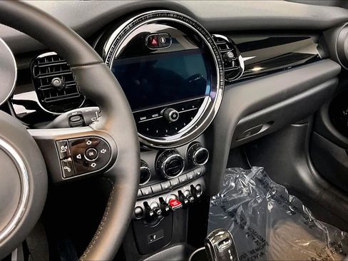 Used 2023 MINI Cooper Cooper image 12