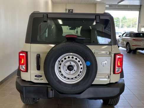 New 2025 Ford Bronco 2-Door image 6