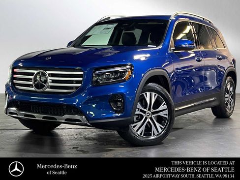 Used 2025 Mercedes-Benz GLB 250 4MATIC image 1