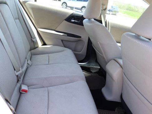 Used 2015 Honda Accord LX image 16