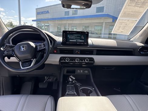 Certified 2024 Honda Pilot Elite image 15