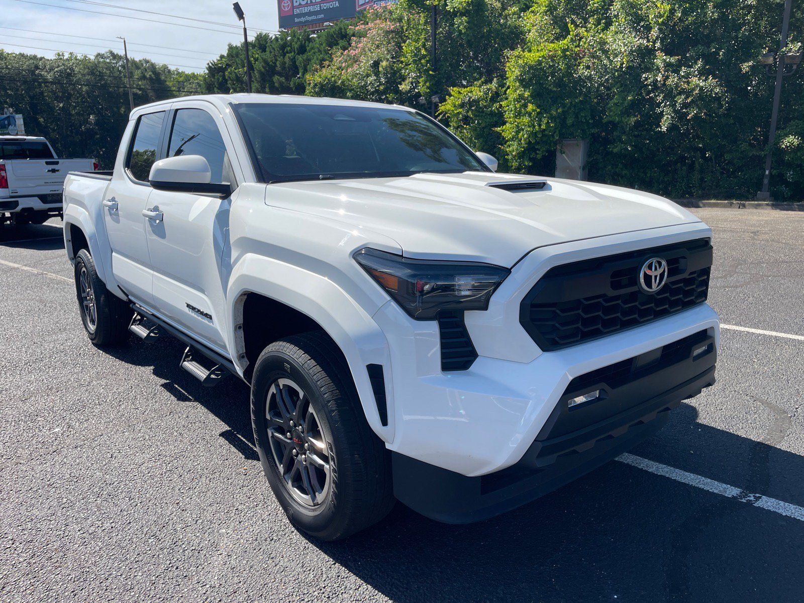 Used 2024 Toyota Tacoma TRD Sport AWD/4WD image 1