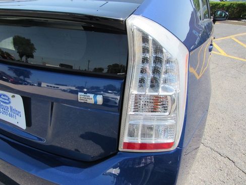 Used 2010 Toyota Prius Five FWD image 22