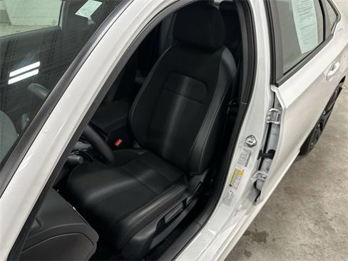 Used 2023 Honda Civic Sport image 15