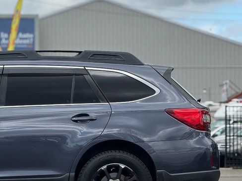 Used 2015 Subaru Outback 2.5i Premium image 16