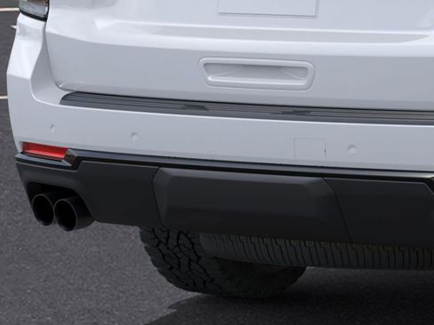 New 2026 Chevrolet Suburban Z71 image 14