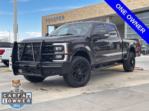 Used 2024 Ford F350 Lariat w/ Black Appearance Package image 4