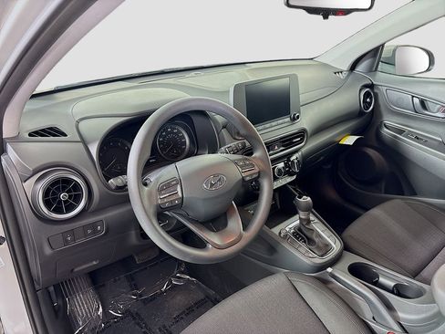 Used 2023 Hyundai Kona SEL w/ Cargo Package AWD/4WD image 9
