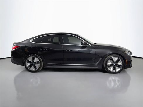 New 2026 BMW i4 xDrive40i AWD/4WD image 8