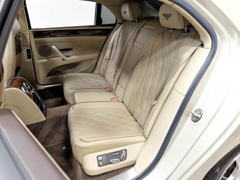 Used 2015 Bentley Flying Spur W12 AWD/4WD image 41