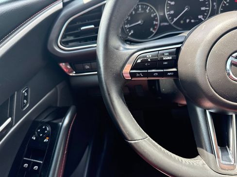 Certified 2025 MAZDA CX-30 AWD 2.5 S w/ Preferred Package image 18