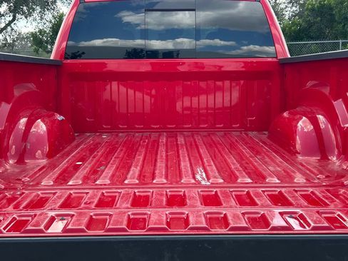 Used 2025 RAM 1500 Big Horn AWD/4WD image 14