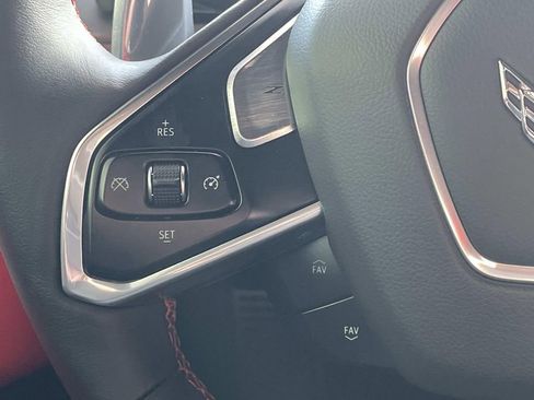 Used 2023 Chevrolet Corvette Stingray Preferred Cpe w/ Z51 Performance Package image 32