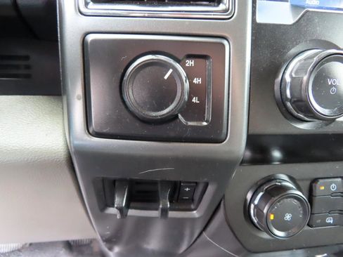 Used 2021 Ford F250 XLT AWD/4WD image 37