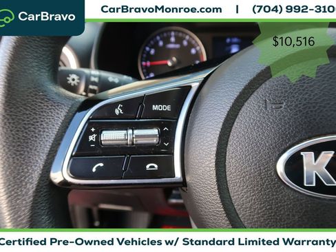 Used 2020 Kia Forte LXS FWD image 17